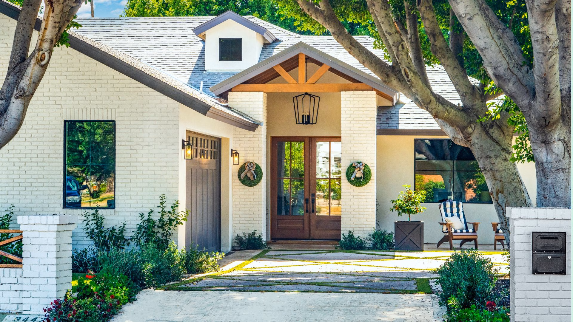 Jolly Outlaw Home
